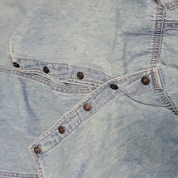 VTG LEVI'S 1990s Light Wash Cowboy Core Chambray Denim Short Sleeve Mini Dress - Picture 10 of 10